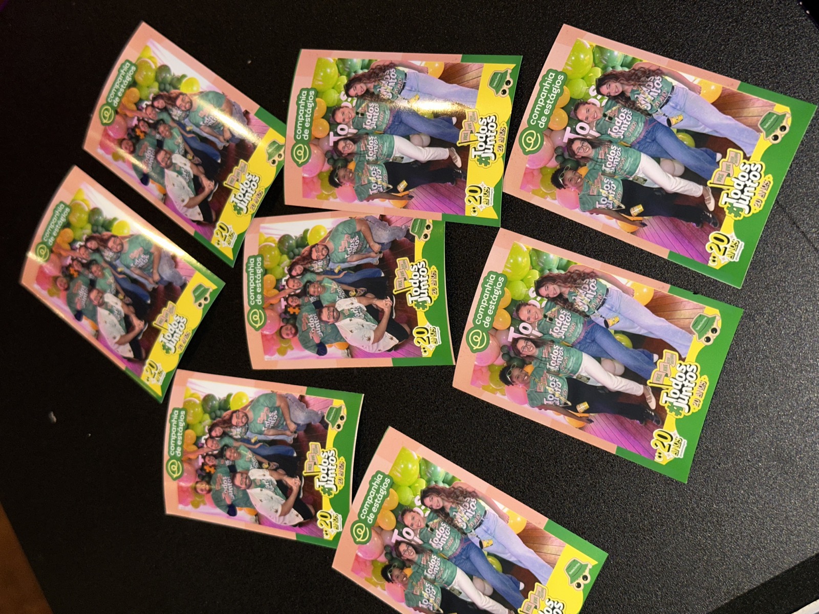 Fotos impressas com layout de marca personalizado